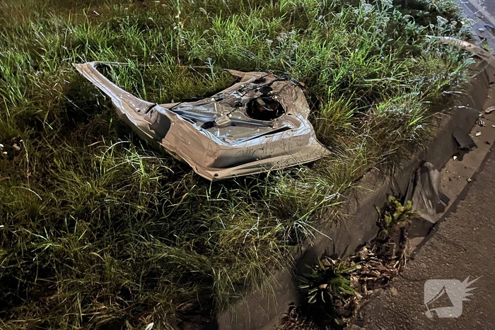Ravage na aanrijding tussen bus en tractor