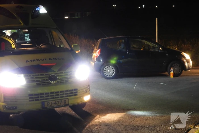 Meisje gewond bij botsing met auto