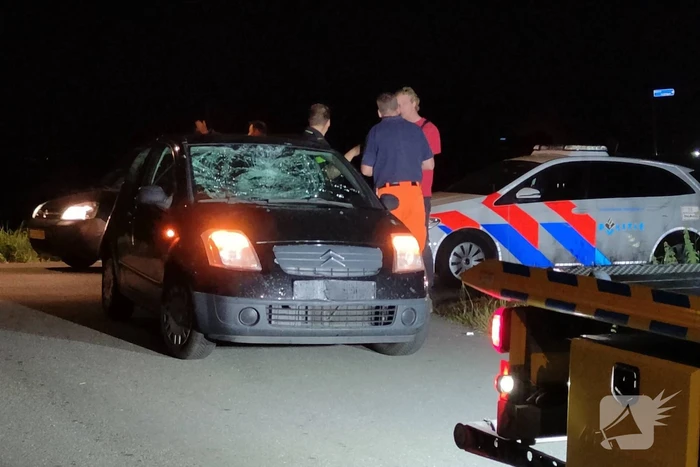Meisje gewond bij botsing met auto