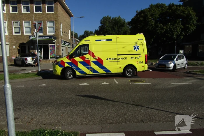 Aanrijding tussen een bakfiets en personenauto