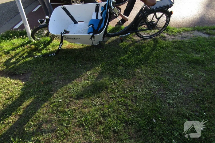 Aanrijding tussen een bakfiets en personenauto