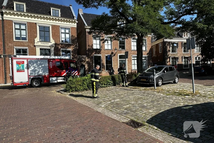 Onderzoek naar brandlucht in auto