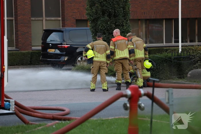 Flinke rookontwikkeling bij zeer grote brand