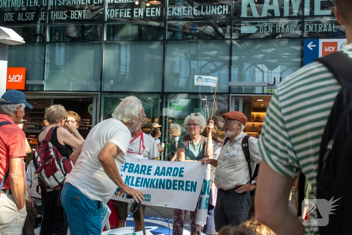 XR-demonstranten verzamelen zich voor nieuwe grote demonstratie