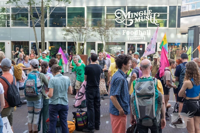 XR-demonstranten verzamelen zich voor nieuwe grote demonstratie