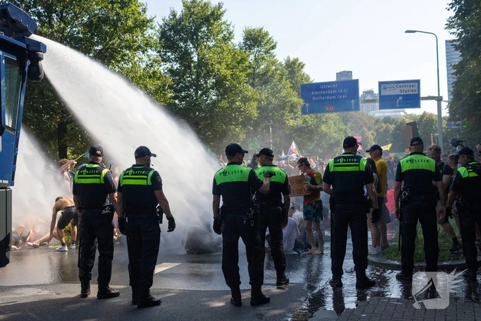 XR-demonstranten verzamelen zich voor nieuwe grote demonstratie