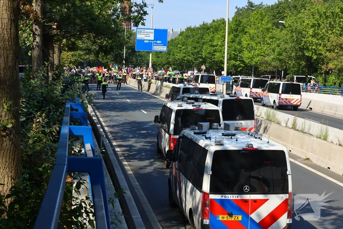 XR-demonstranten verzamelen zich voor nieuwe grote demonstratie