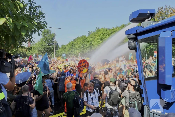 XR-demonstranten verzamelen zich voor nieuwe grote demonstratie