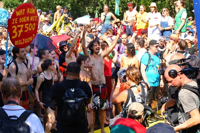 XR-demonstranten verzamelen zich voor nieuwe grote demonstratie