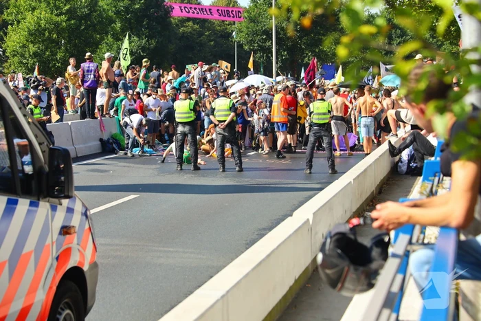 XR-demonstranten verzamelen zich voor nieuwe grote demonstratie