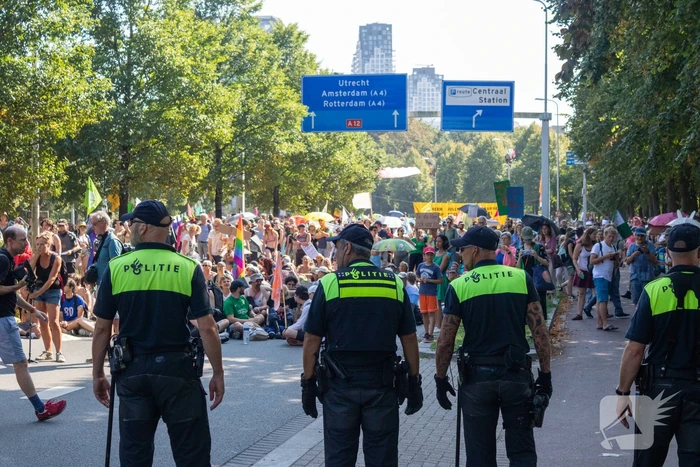XR-demonstranten verzamelen zich voor nieuwe grote demonstratie