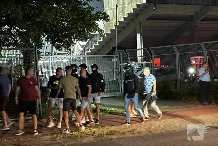 Veel politie ingezet bij voetbalwedstrijd