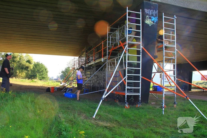 Graffitispuiters trekken veel bekijks