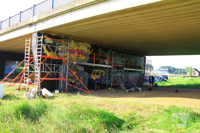 Graffitispuiters trekken veel bekijks