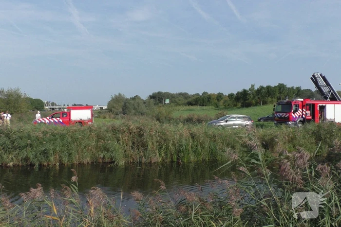 Grote zoekactie naar te water geraakte hond