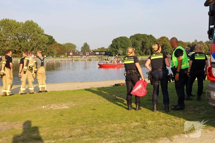 Grote zoekactie naar vermiste man in water