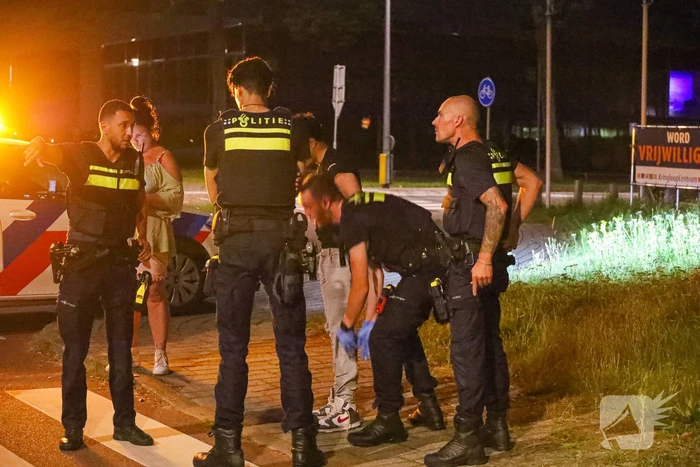 Eigenaar ziet zijn gestolen scooter rijden en zet achtervolging in