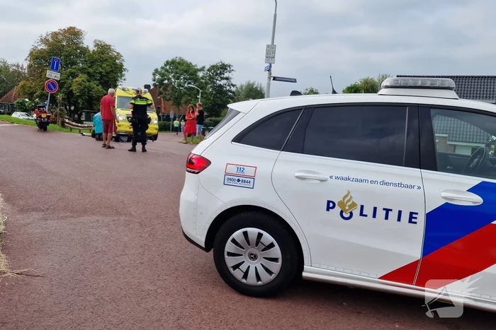Wielrenner ernstig gewond bij botsing met scooterrijder