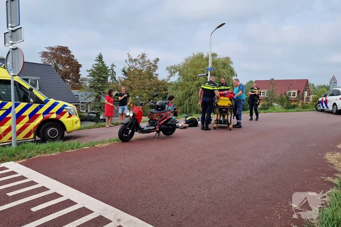 Wielrenner ernstig gewond bij botsing met scooterrijder