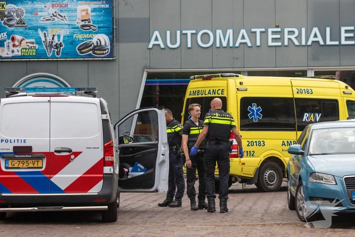Persoon gewond bij steekpartij