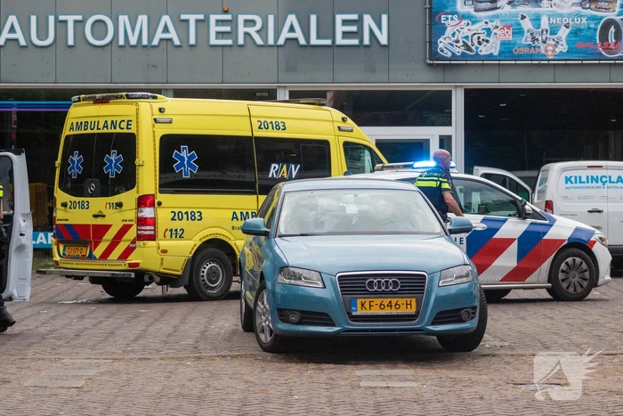 Persoon gewond bij steekpartij