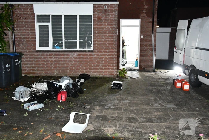 Hennepkwekerij aangetroffen in woning