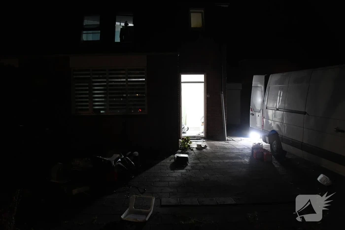 Hennepkwekerij aangetroffen in woning
