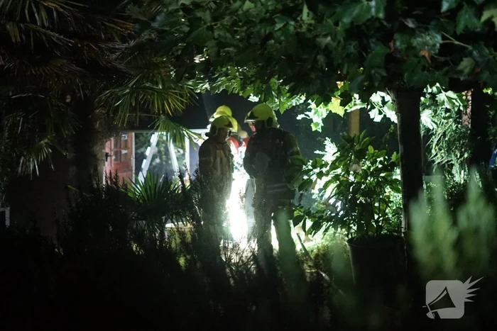 Tuinhuis achter woning afgebrand