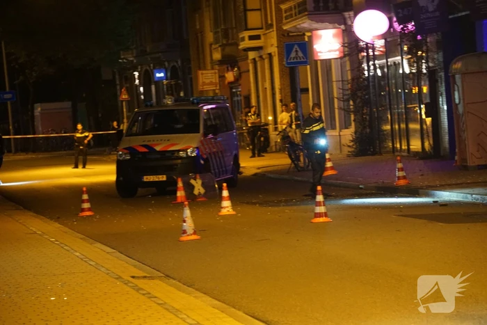 Opnieuw explosie bij beautysalon, vlammen slaan uit pand