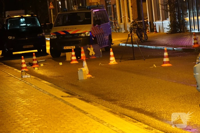 Opnieuw explosie bij beautysalon, vlammen slaan uit pand