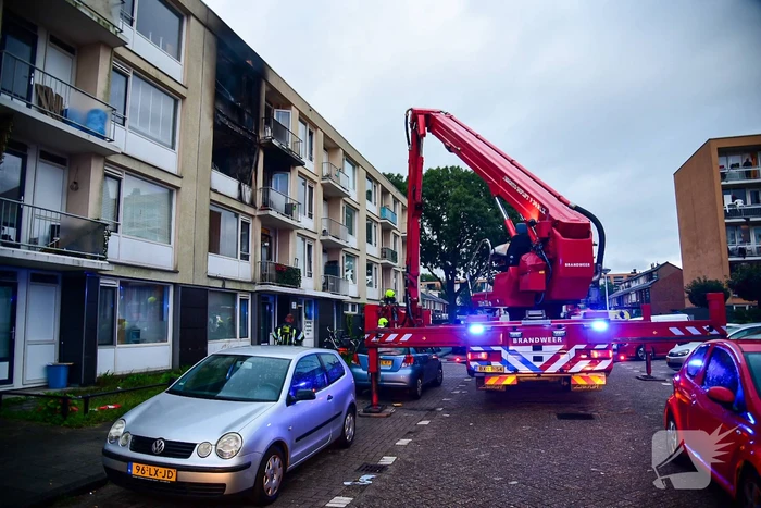 Twee flatwoningen volledig uitgebrand