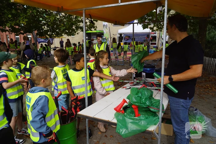 Scholeneditie van World Clean Up Day van start gegaan