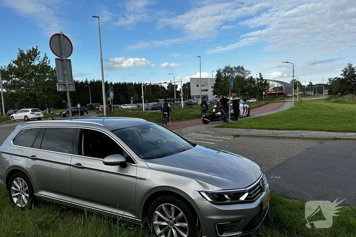Scooterrijder gewond bij botsing met automobilist