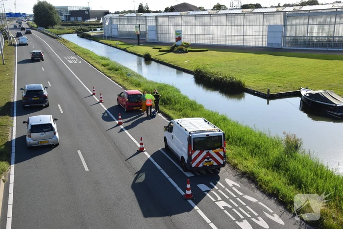 Schade bij botsing tussen bestelbus en auto