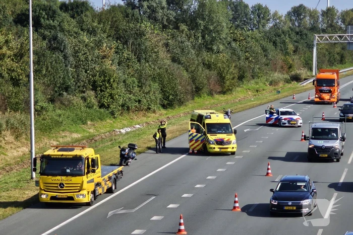 Motorrijder gewond na val op snelweg