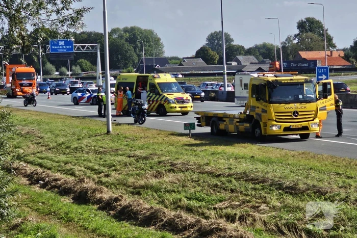 Motorrijder gewond na val op snelweg