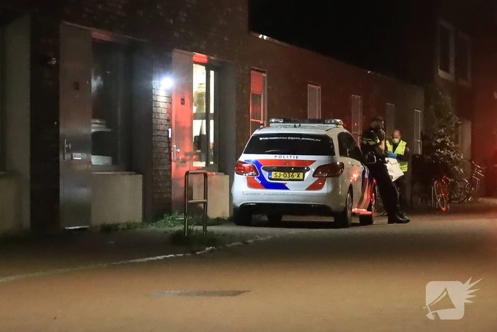 Onderzoek naar explosie bij voordeur