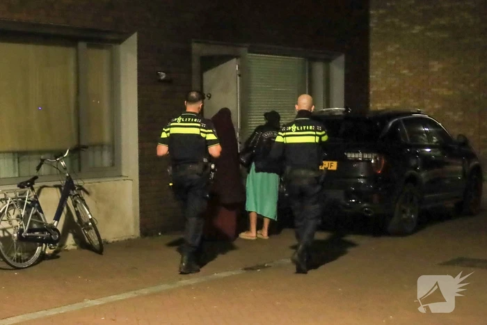 Onderzoek naar explosie bij voordeur
