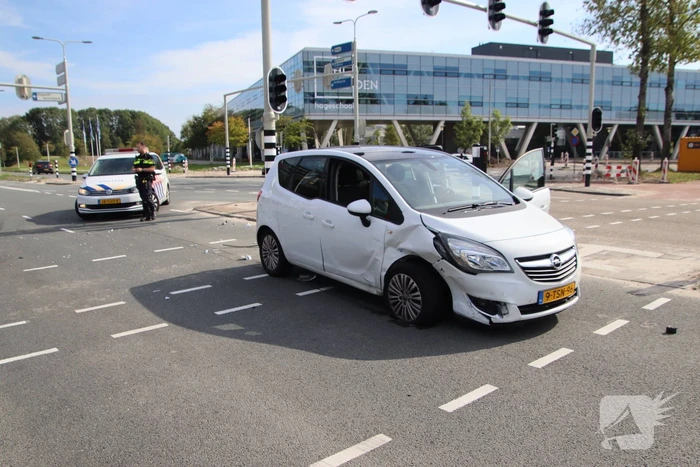 Flinke schade bij ongeval op kruising