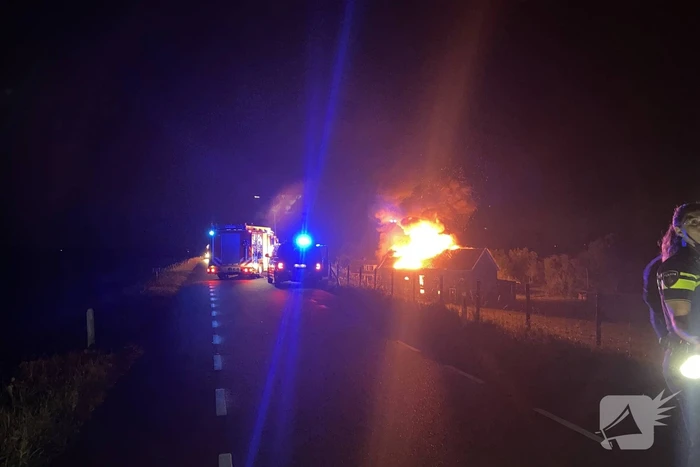 Uitslaande brand in schuur
