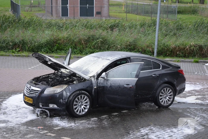 Auto flink beschadigd door brand