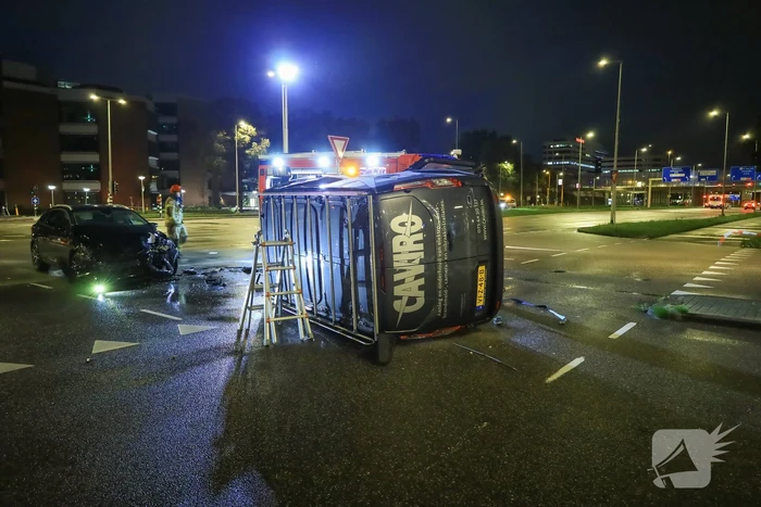 Ravage na botsing op kruispunt