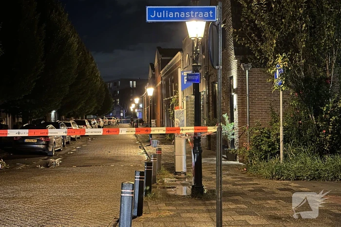 Bewoners blussen brand na explosie