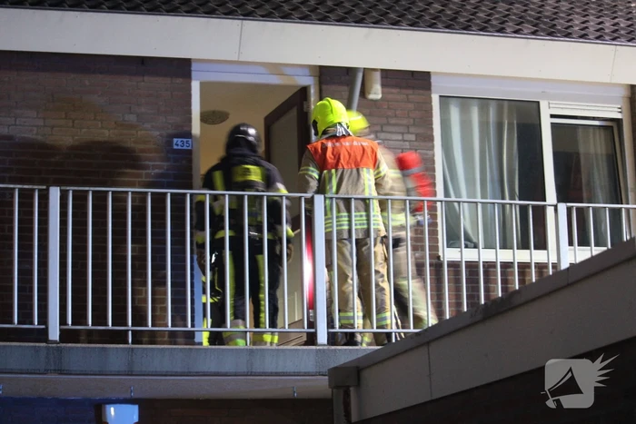Uitslaande woningbrand snel onder controle