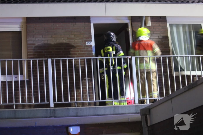 Uitslaande woningbrand snel onder controle