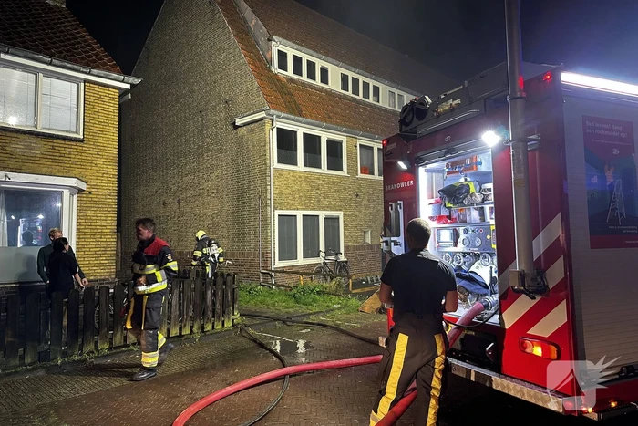 Schuur met asbest in brand