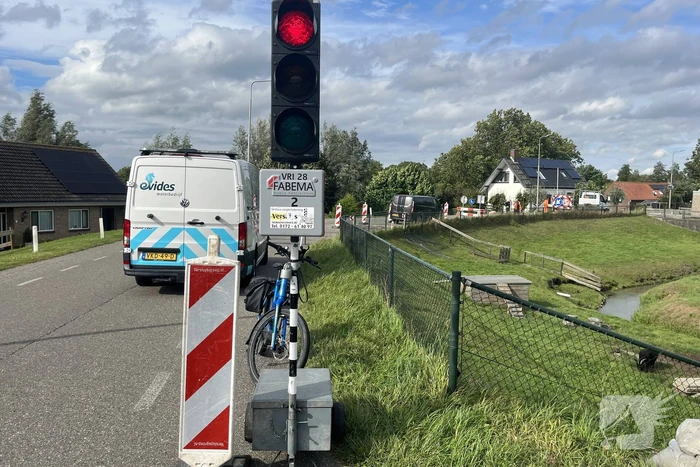 Deel van dijk weggezakt door lekkage
