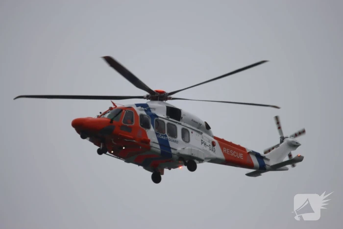Grote zoekactie naar te water geraakte persoon