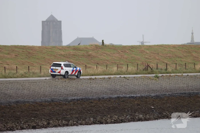 Grote zoekactie naar te water geraakte persoon