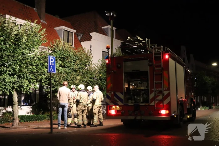 Brandweer ventileert woning na gaslekkage